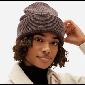 The Belgian-Waffle Wool Beanie in Tree Bark 🧇